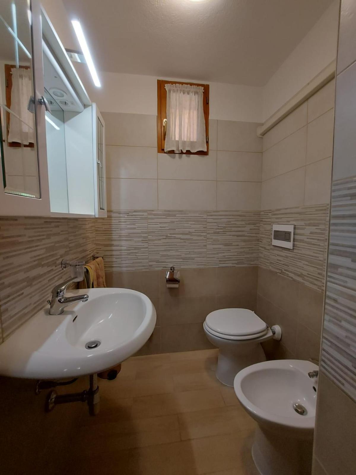 Sa Domu Villa กวาร์ตู ซานเตเลนา ภายนอก รูปภาพ