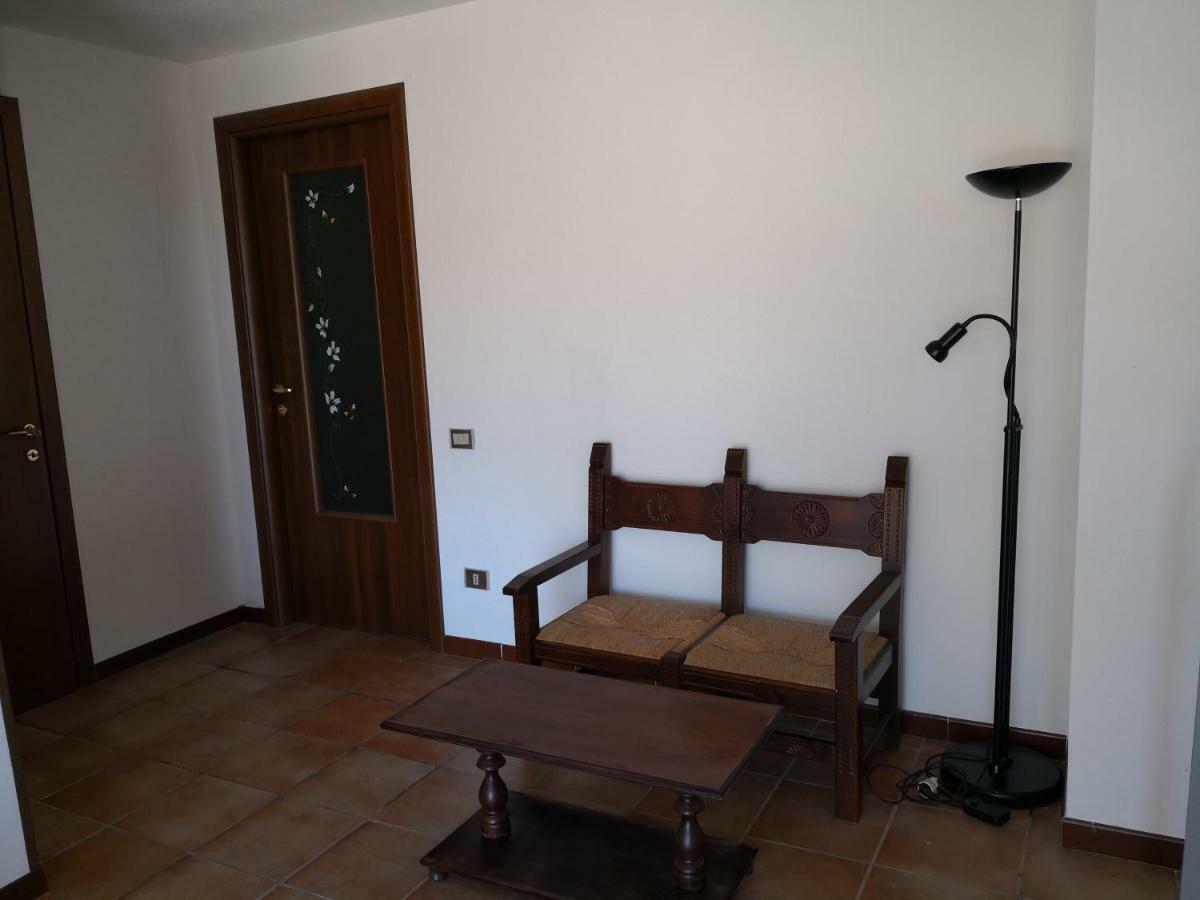 Sa Domu Villa กวาร์ตู ซานเตเลนา ภายนอก รูปภาพ